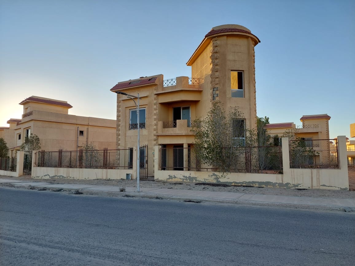 Old Minimalist House Exterior