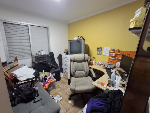 Old Minimalist Home Office